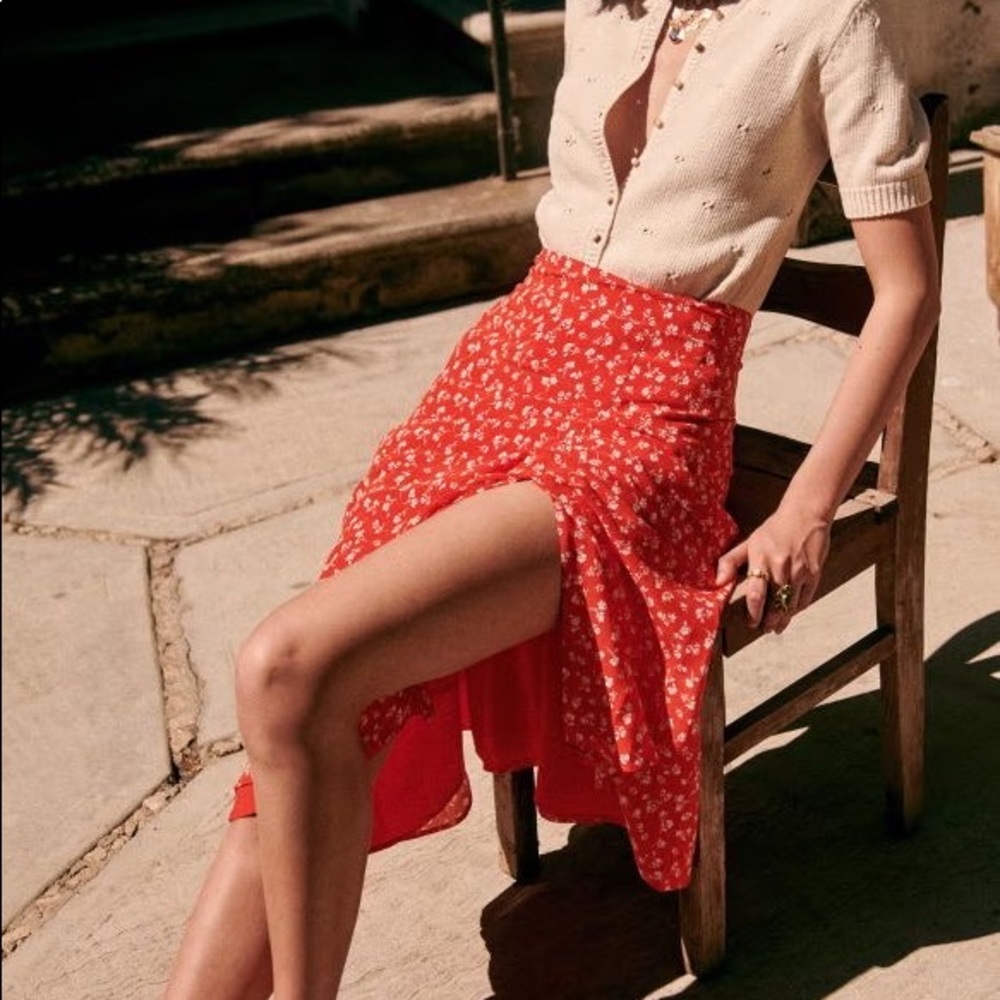 Sezane Tabata Skirt in Silk Coral Mini Flowers